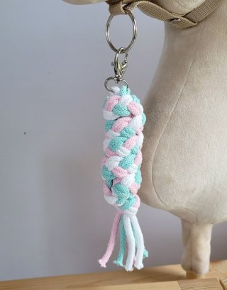 Uwiąz dla konia Hobby Horse pleciony ze sznurka - jasny róż/ mięta/ biały
